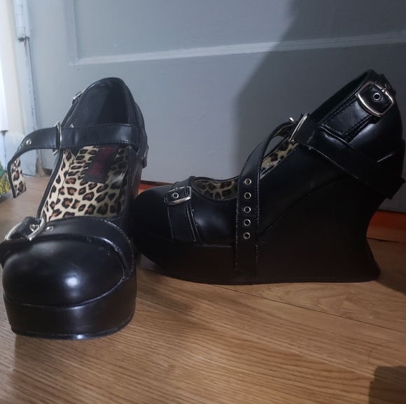 Demonia Shoes - TRADED